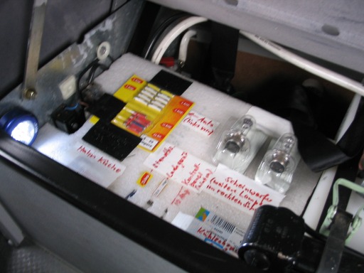 VW-Florida-Ordnung und Licht im Batteriekasten