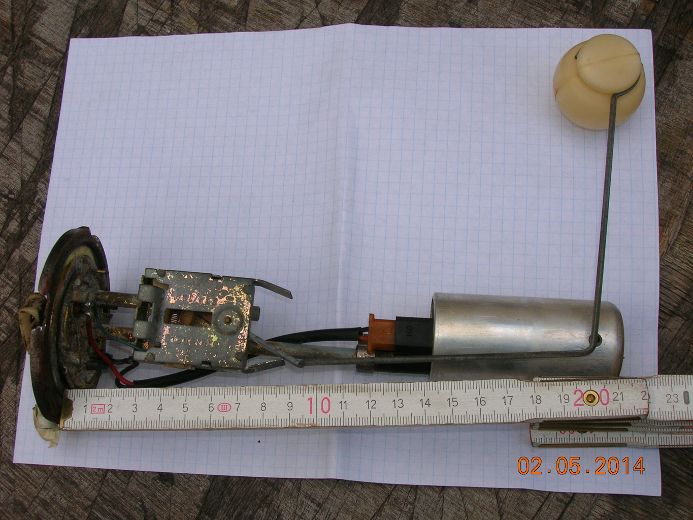 Interne Benzinpumpe mit Geber, LT 28, CH-Motor 2