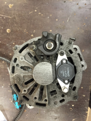 Lichtmaschine hinten